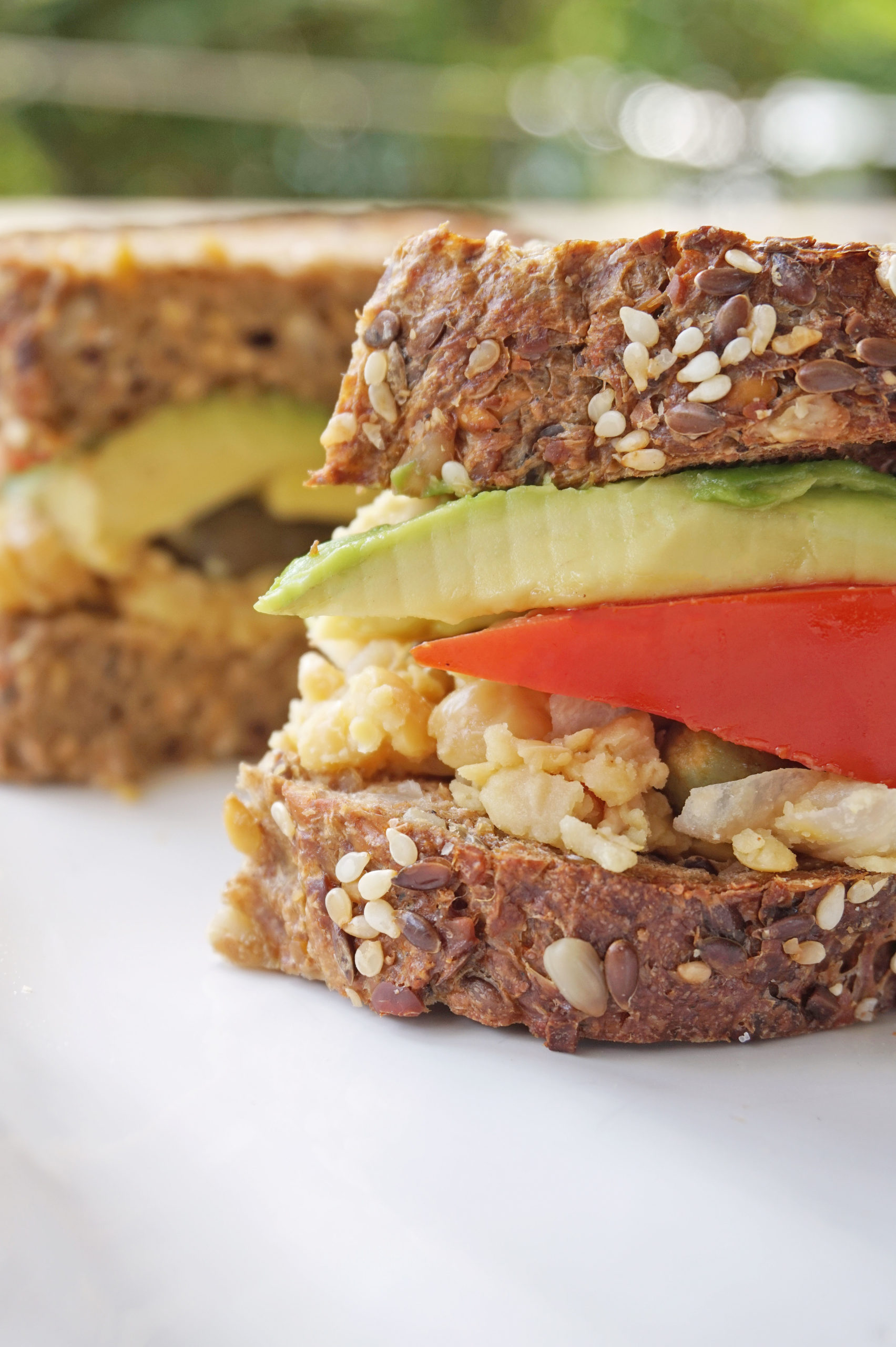 avocado chickpea sandwich