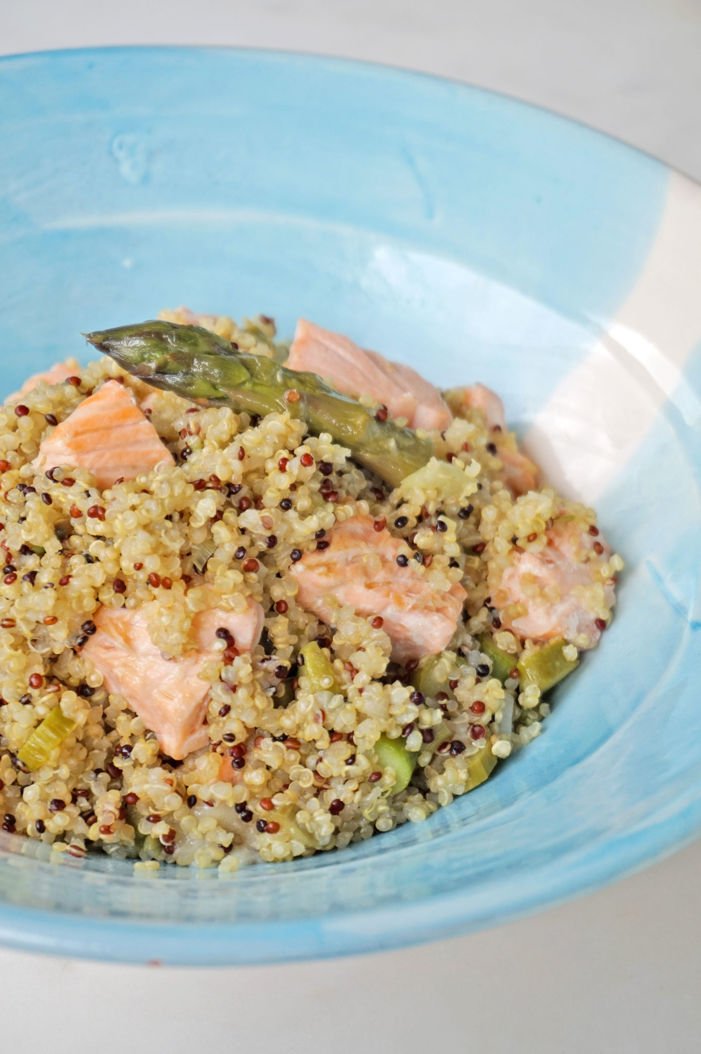 Asparagus Salmon & Quinoa Recipe (Healthy & Gluten-free)